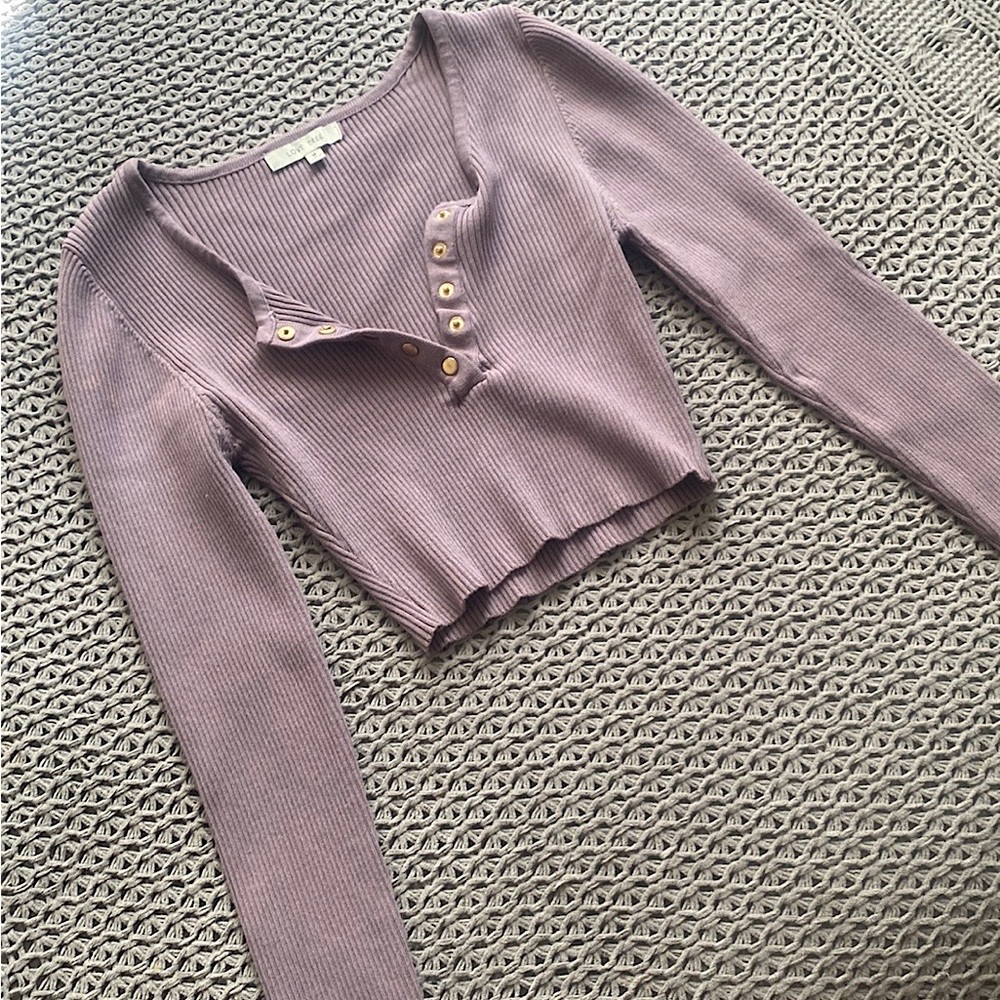 Love Tree • Purple Cropped Ribbed Sweater With Gold Button Detailing 💜